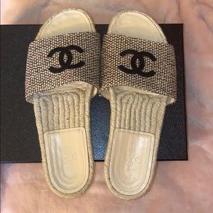 Authentic Chanel Espadrilles CC sandals